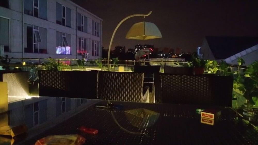 Beijing Springs Valley Hotel Екстериор снимка