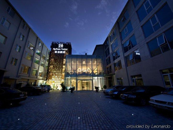 Beijing Springs Valley Hotel Екстериор снимка