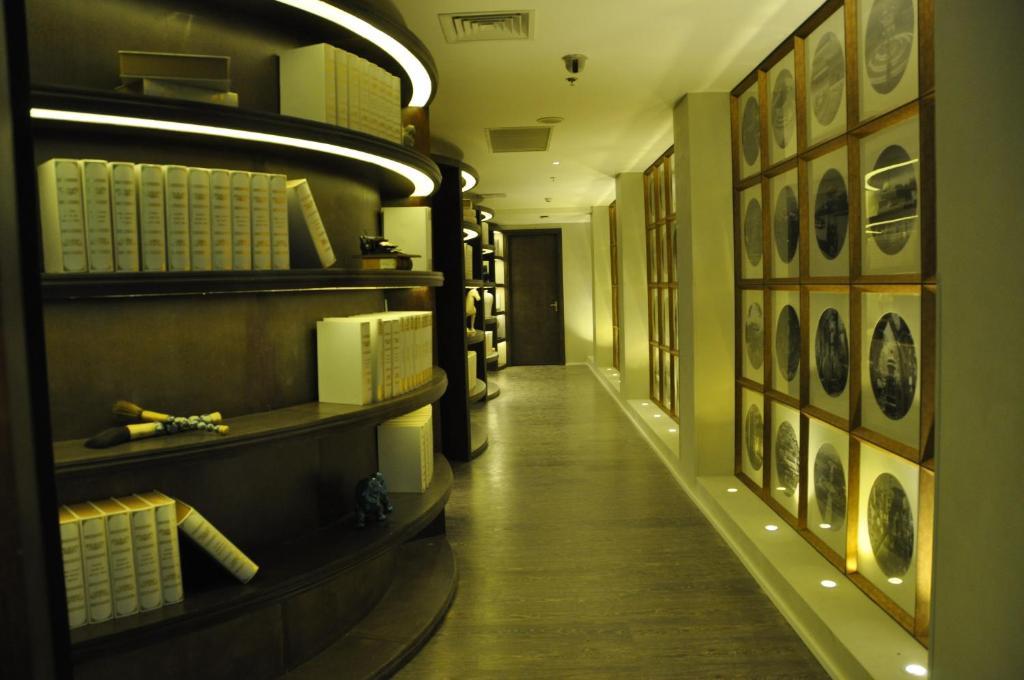 Beijing Springs Valley Hotel Екстериор снимка
