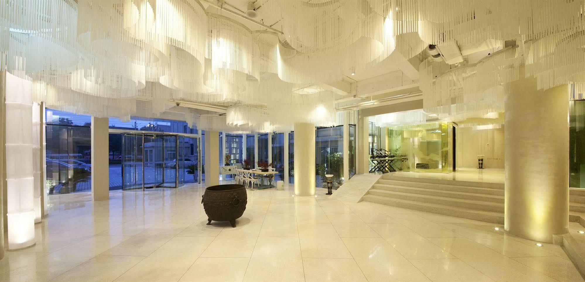 Beijing Springs Valley Hotel Екстериор снимка